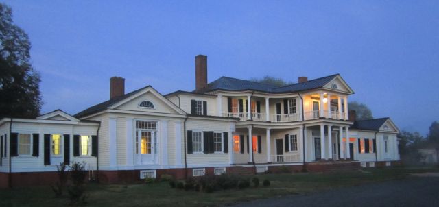Belle Grove Plantation Bed and Breakfast Spooky Ghost Story and Fog